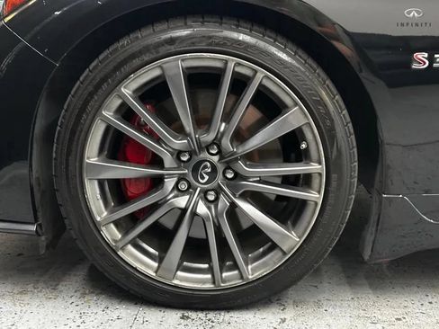 Used 2018 INFINITI Q50 Red Sport 400 w/ Sensory Package (Sport) RWD image 32