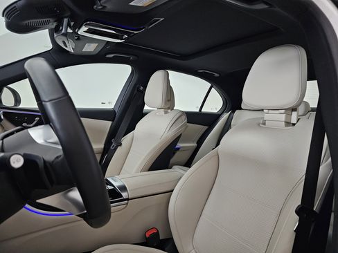 Certified 2025 Mercedes-Benz C 300 C 300 image 9