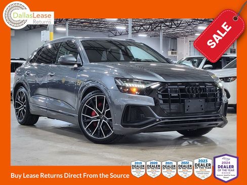 Used 2022 Audi Q8 Prestige image 1