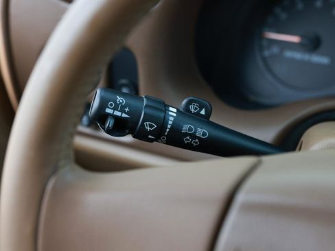 Used 2003 Chevrolet TrailBlazer LT image 26