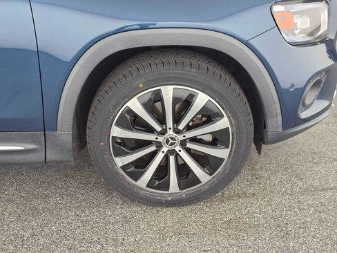 Used 2021 Mercedes-Benz GLB 250 image 9