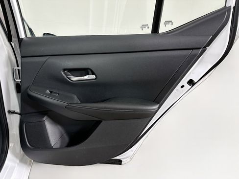 Used 2023 Nissan Sentra SV image 28