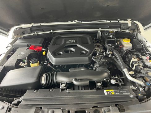 Used 2018 Jeep Wrangler Sport S image 21