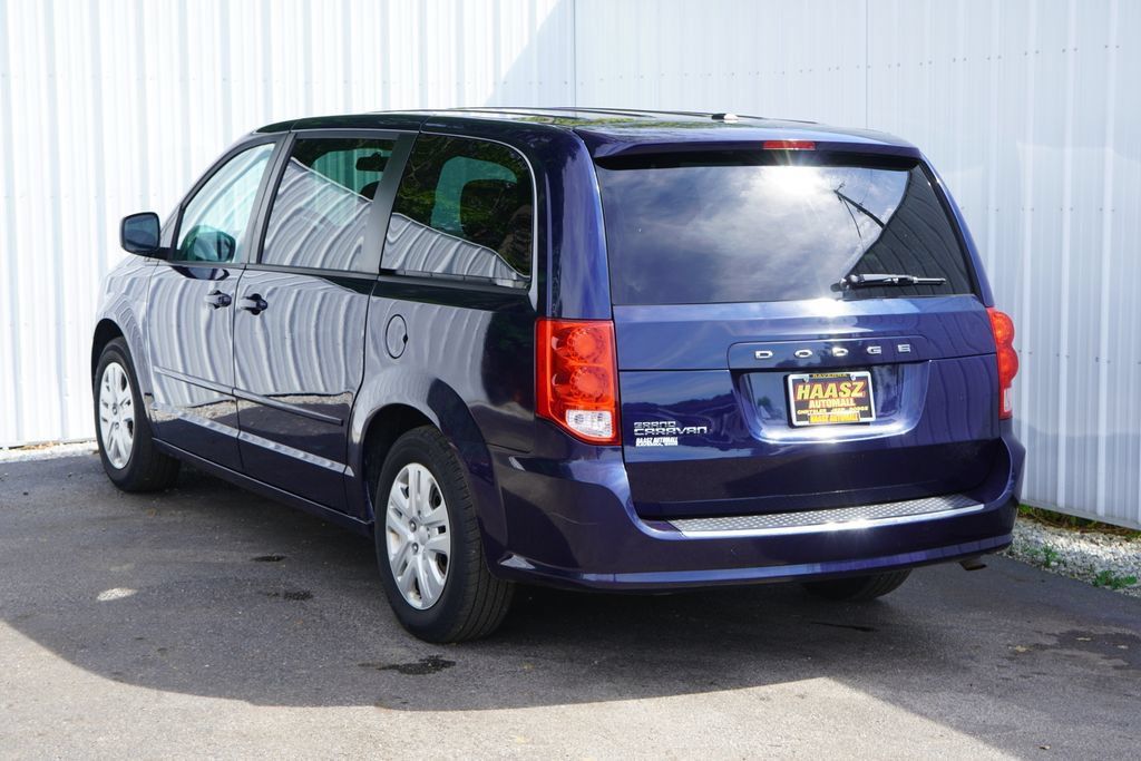 Used 2014 Dodge Grand Caravan SE w/ Quick Order Package 29E SE FWD image 4