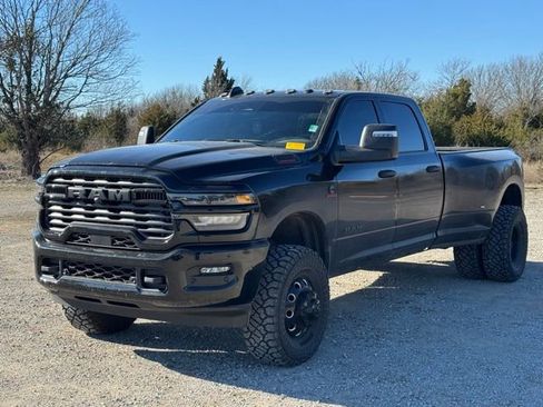 Used 2025 RAM 3500 Big Horn image 2