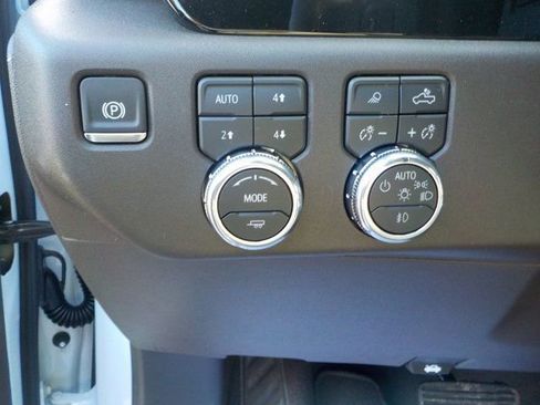 New 2026 GMC Sierra 1500 SLT w/ SLT Premium Plus Package image 21