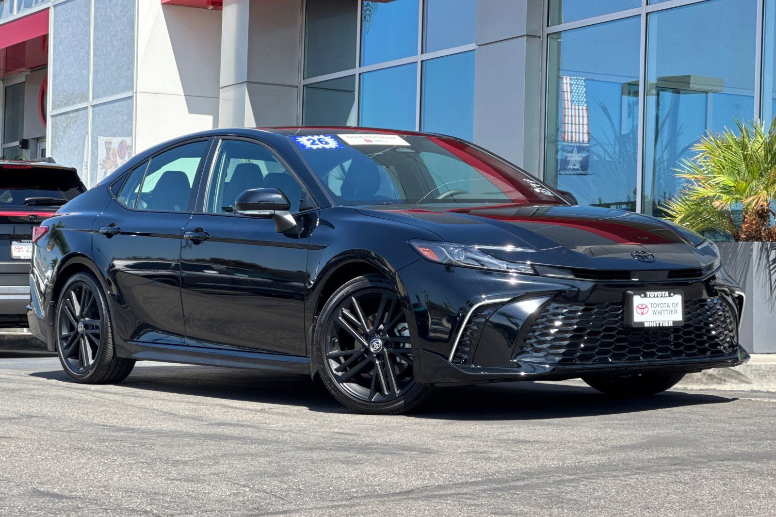 Used 2026 Toyota Camry Hybrid FWD image 2