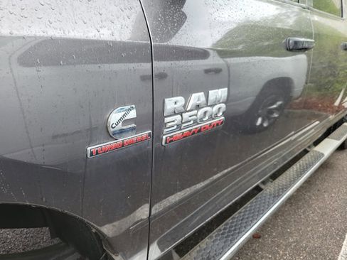 Used 2018 RAM 3500 Tradesman w/ Chrome Appearance Group image 3