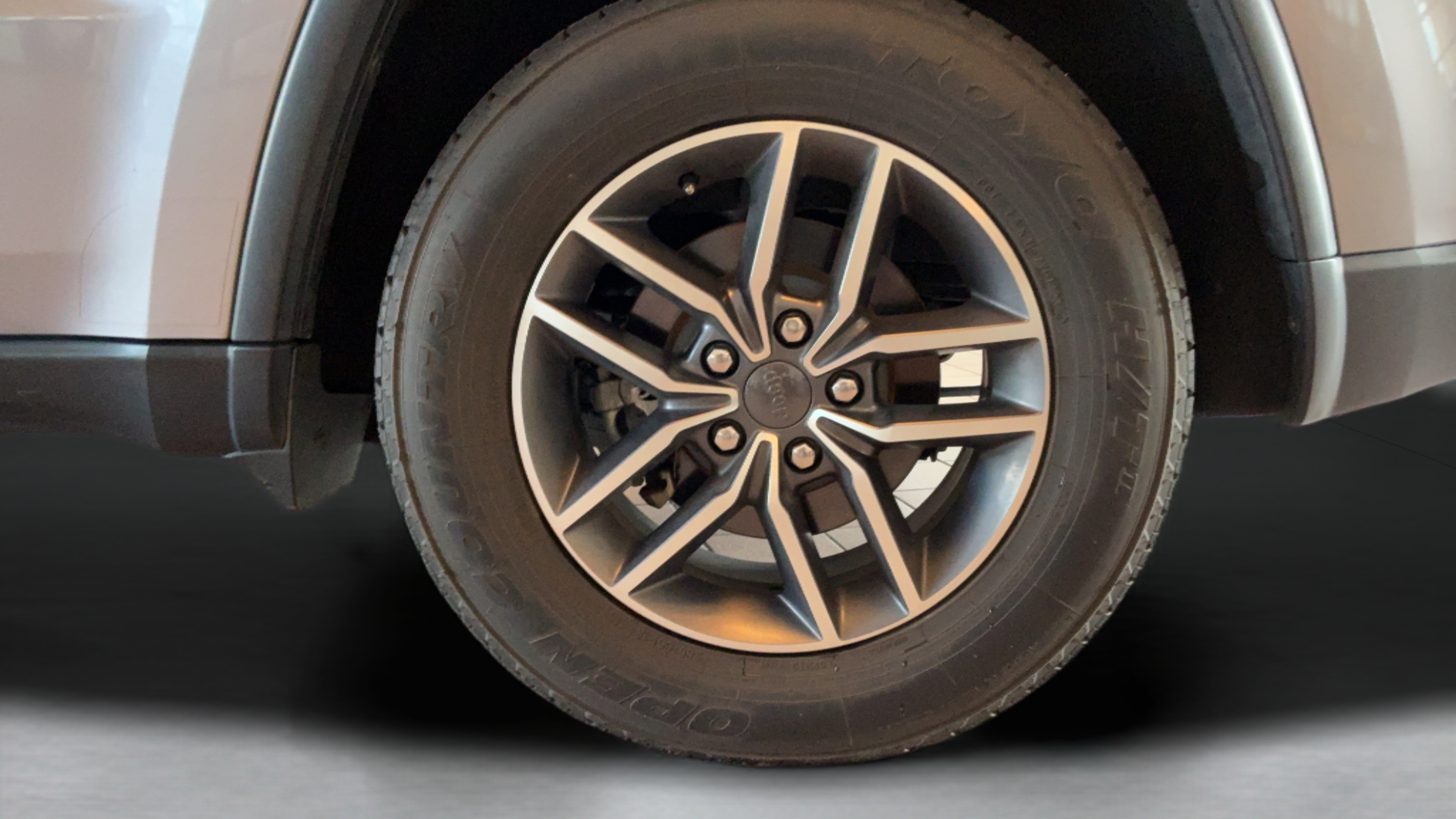Used 2020 Jeep Grand Cherokee Limited RWD image 42