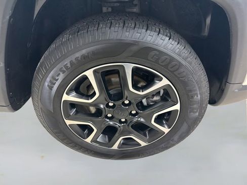 Used 2021 Jeep Compass Trailhawk image 15