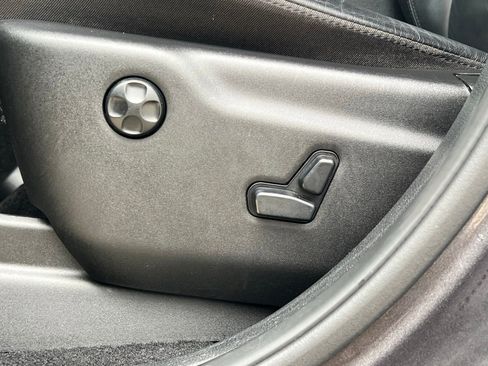 Used 2020 Jeep Grand Cherokee Limited image 26