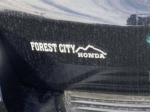 Used 2026 Chevrolet Suburban High Country image 11