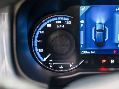 Used 2023 Ford Bronco Outer Banks image 47