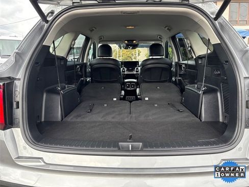 Used 2023 Kia Sorento EX image 28