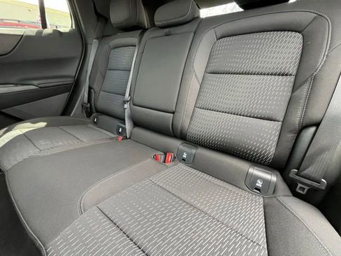 Used 2026 Chevrolet Equinox LT AWD/4WD image 24