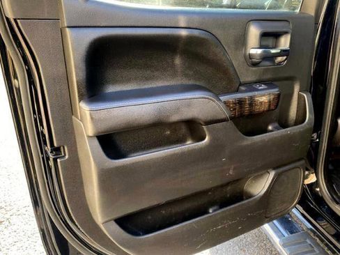 Used 2015 GMC Sierra 3500 Denali w/ Duramax Plus Package image 33