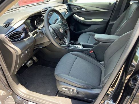 Used 2023 Buick Encore GX Select w/ Sport Touring Package FWD image 7