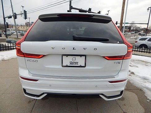 New 2025 Volvo XC60 T8 Core w/ Protection Package Premier image 9