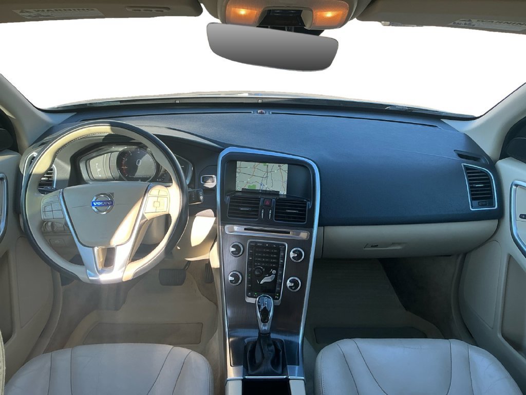 Used 2016 Volvo XC60 T5 Premier FWD image 17
