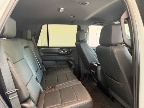Used 2024 Chevrolet Tahoe Z71 AWD/4WD image 16