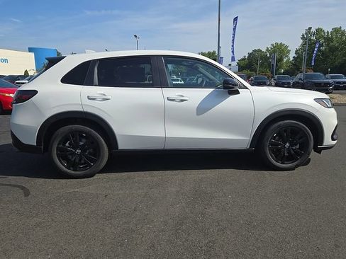 New 2027 Honda HR-V Sport image 7