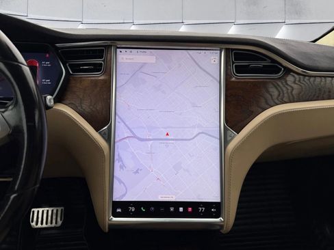 Used 2017 Tesla Model X 75D image 28