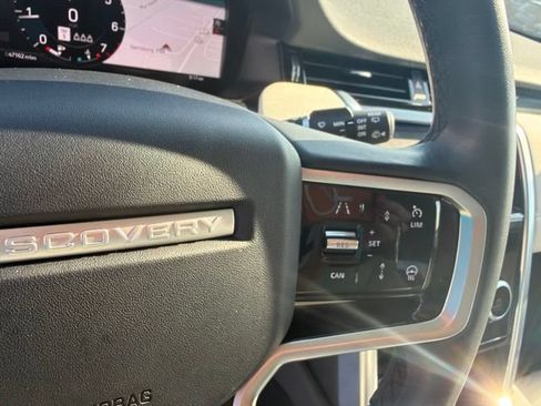 Used 2023 Land Rover Discovery Sport SE AWD/4WD image 16