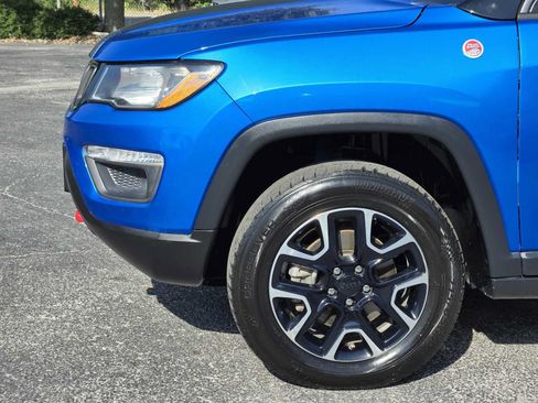 Used 2020 Jeep Compass Trailhawk AWD/4WD image 8