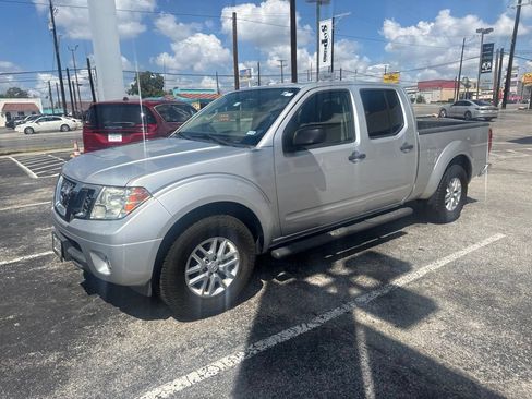 Used 2014 Nissan Frontier SV w/ SV Value Truck Package RWD image 1