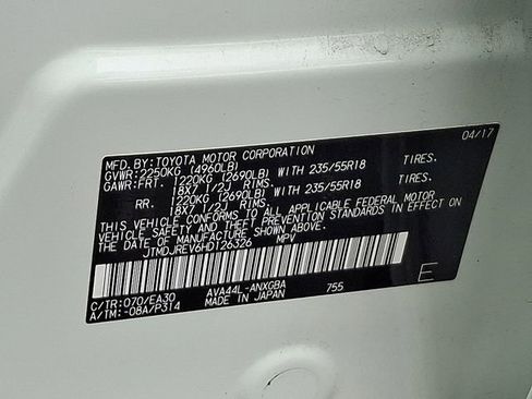 Used 2017 Toyota RAV4 Limited image 29