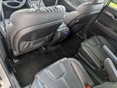 Used 2025 Hyundai Palisade Limited FWD image 24