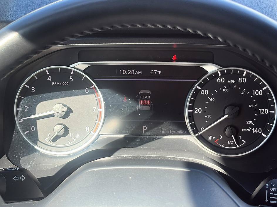 Certified 2025 Nissan Rogue SV AWD/4WD image 39