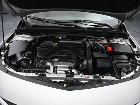 Used 2022 Chevrolet Malibu LT FWD image 46