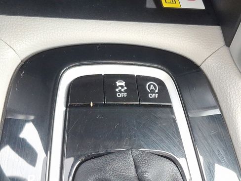 Certified 2023 Toyota Corolla Cross LE image 27