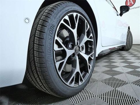 New 2026 Audi A6 Premium Plus image 9