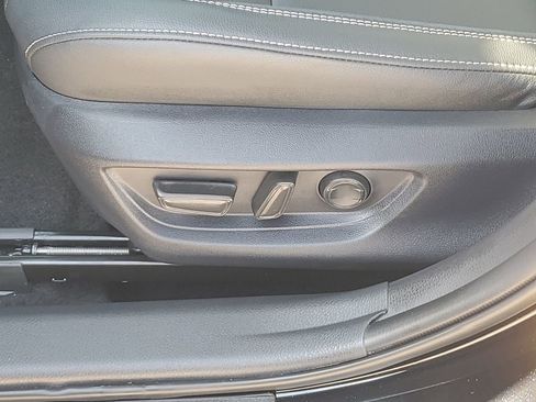Used 2026 Toyota Camry SE FWD image 17