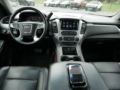 Used 2015 GMC Yukon SLT w/ Open Road Package AWD/4WD image 13