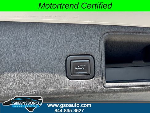 Used 2021 GMC Terrain SLT w/ LPO, Bright Accent Package AWD/4WD image 35
