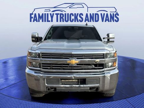 Used 2018 Chevrolet Silverado 2500 LT AWD/4WD image 7