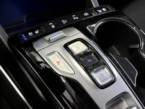 Used 2024 Hyundai Tucson Limited image 31