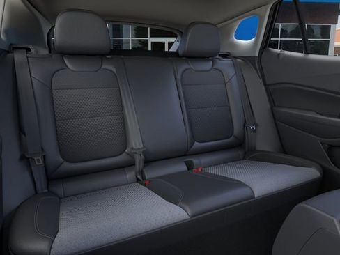 New 2026 Chevrolet Trax LT w/ Driver Confidence Package FWD image 17