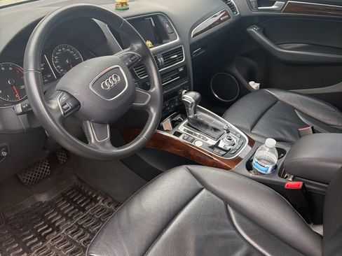 Used 2017 Audi Q5 2.0T Premium Plus w/ Technology Package image 10