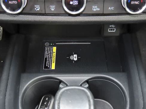 Certified 2024 Honda HR-V EX-L image 20