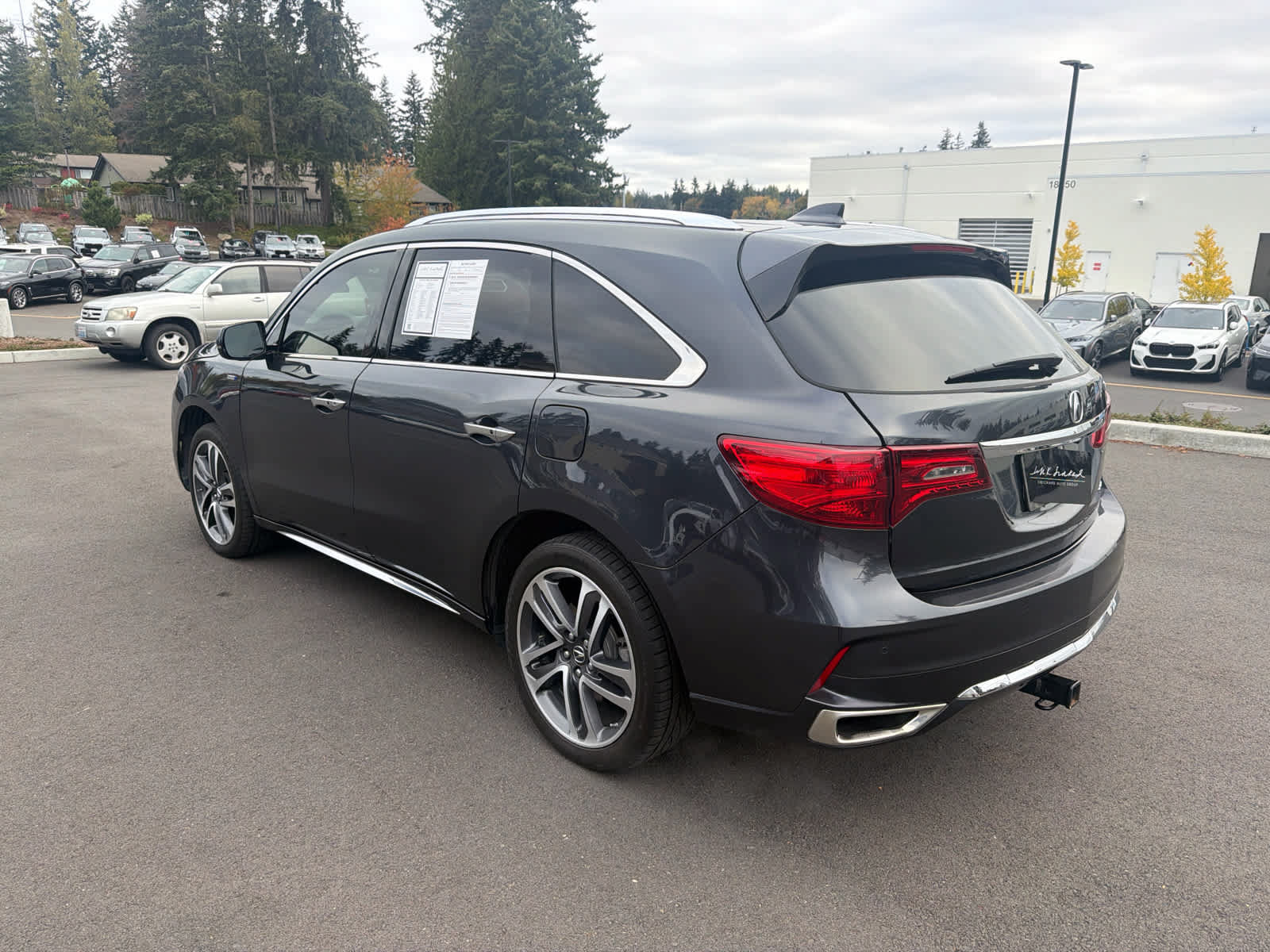 Used 2019 Acura MDX w/ Advance Package AWD/4WD image 3