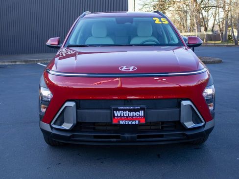 Certified 2025 Hyundai Kona SEL image 3