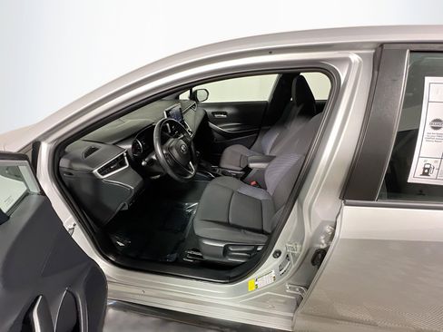 Used 2021 Toyota Corolla SE image 15