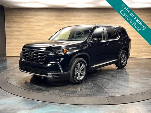 Used 2025 Honda Pilot EX-L image 7