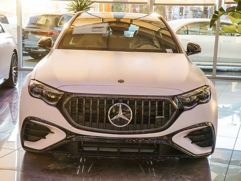 New 2026 Mercedes-Benz E 53 AMG 4MATIC Sedan image 2