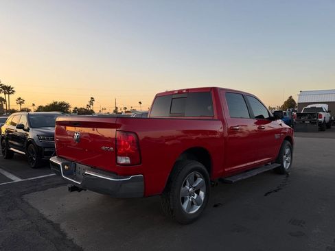 Used 2017 RAM 1500 Classic SLT image 11