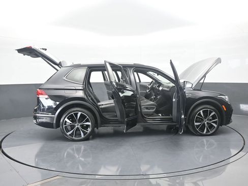 Used 2022 Volkswagen Tiguan SEL R-Line image 82